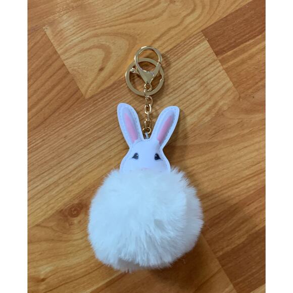 White Rabbit Charm‎  Keychain - Picture 1 of 2
